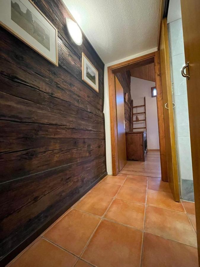 Santorini By Quokka 360 - Blue Curtains In The Alps Apartamento Anzonico Exterior foto